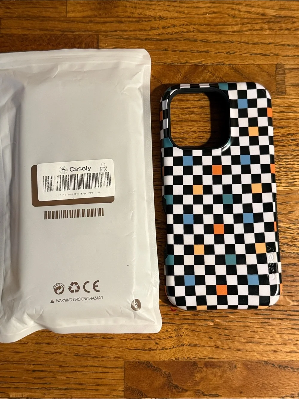 Casely iphone 16 pro case nwt checkerboard skater ska vintage rockabilly